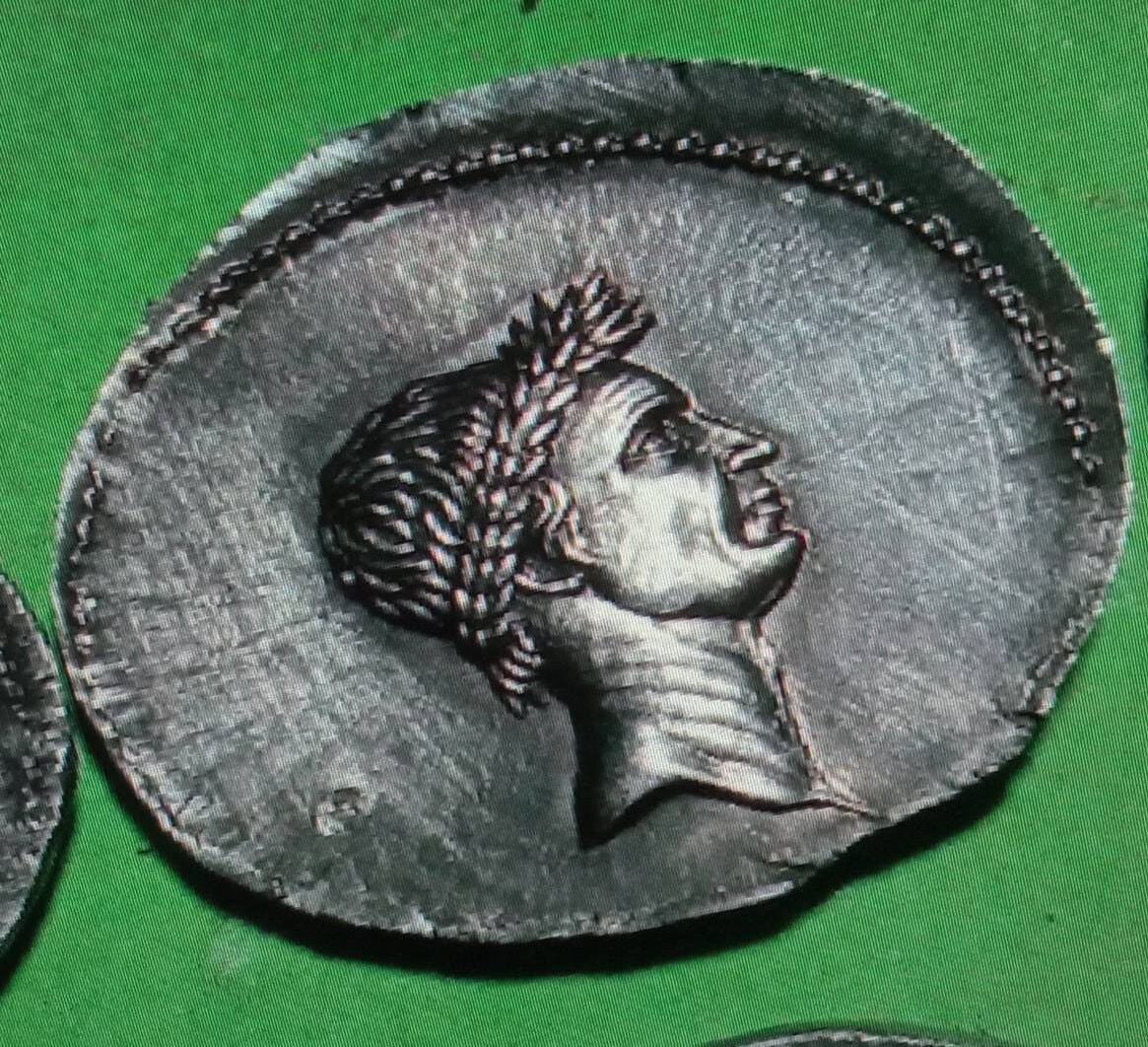 reproductions de monnaies antiques Jules caesar denier gravure à la main au burin et marteau denarii monnaie coin Denarius Jules césar – Image 5