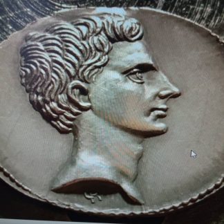 reproductions de monnaies Octavian. Denarius CAESAR DIVI•F Auguste denier gravure à la main au burin  marteau denarii monnaie coin Denarius