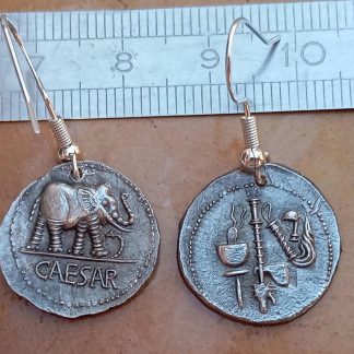 2 boucles d'oreilles reproductions de monnaies antiques Jules caesar denier crochet argent 935 denarii monnaie coin