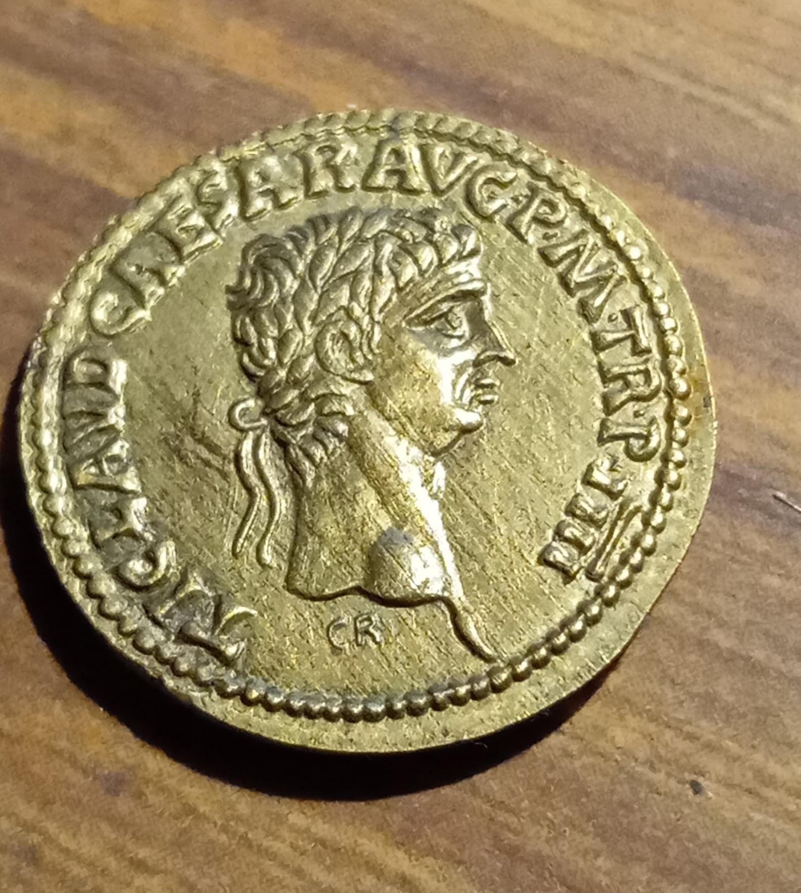 reproductions de monnaies antiques aureus de l'empereur Claudeau camp prétorien. denarii monnaie coin Denarius – Image 8