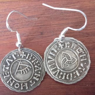 Pendentif monnaies antiques denari coin Denarius ANGLO SAXON Vikings Penny Anlaf Guthfrithsson marteau Thor Mjöllnir. PL silver. Triquetra