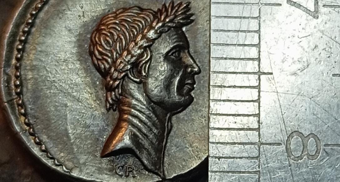 reproductions de monnaies antiques Jules caesar denier gravure à la main au burin et marteau denarii monnaie coin Denarius Jules césar – Image 4