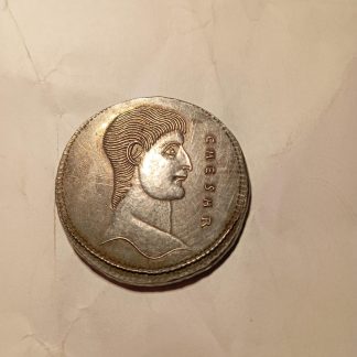 Médaillon de Constantin II à la couronne XX – Reproduction romaine artisanale en étain plaqué argent – Gravée et frappée à la main
