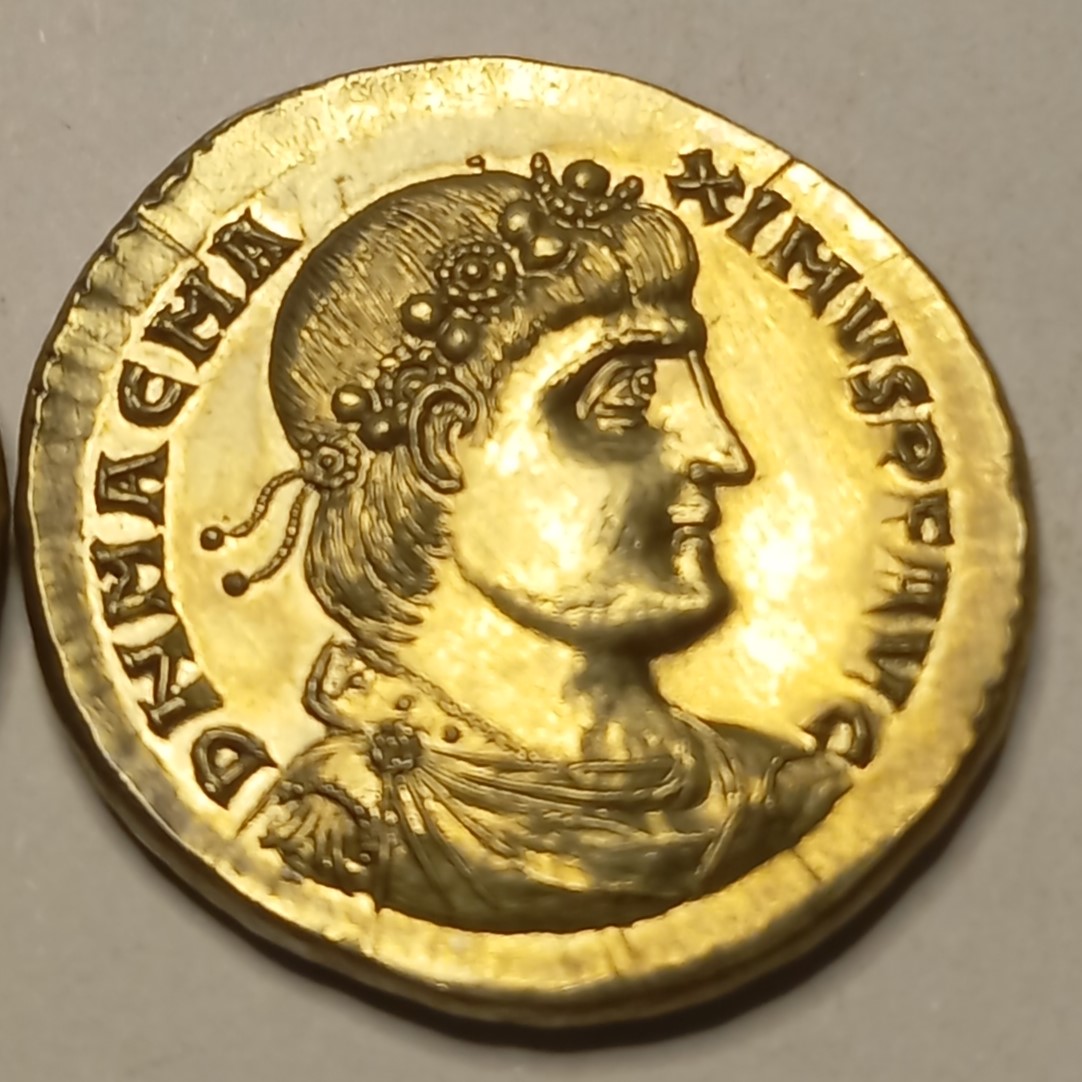 Solidus Magnus Maximus Londinium-Augusta (Londres) Reproduction de Monnaie Rare – Image 3