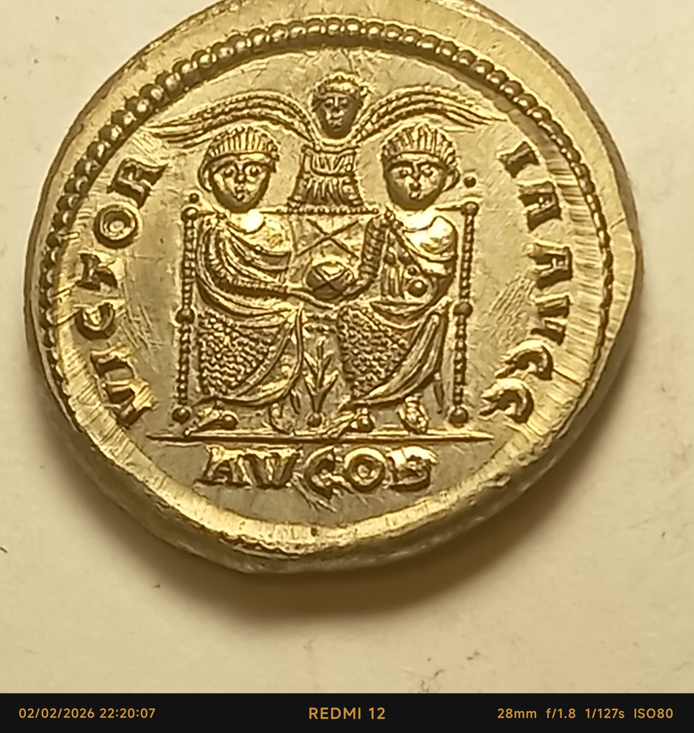Solidus Magnus Maximus Londinium-Augusta (Londres) Reproduction de Monnaie Rare – Image 11
