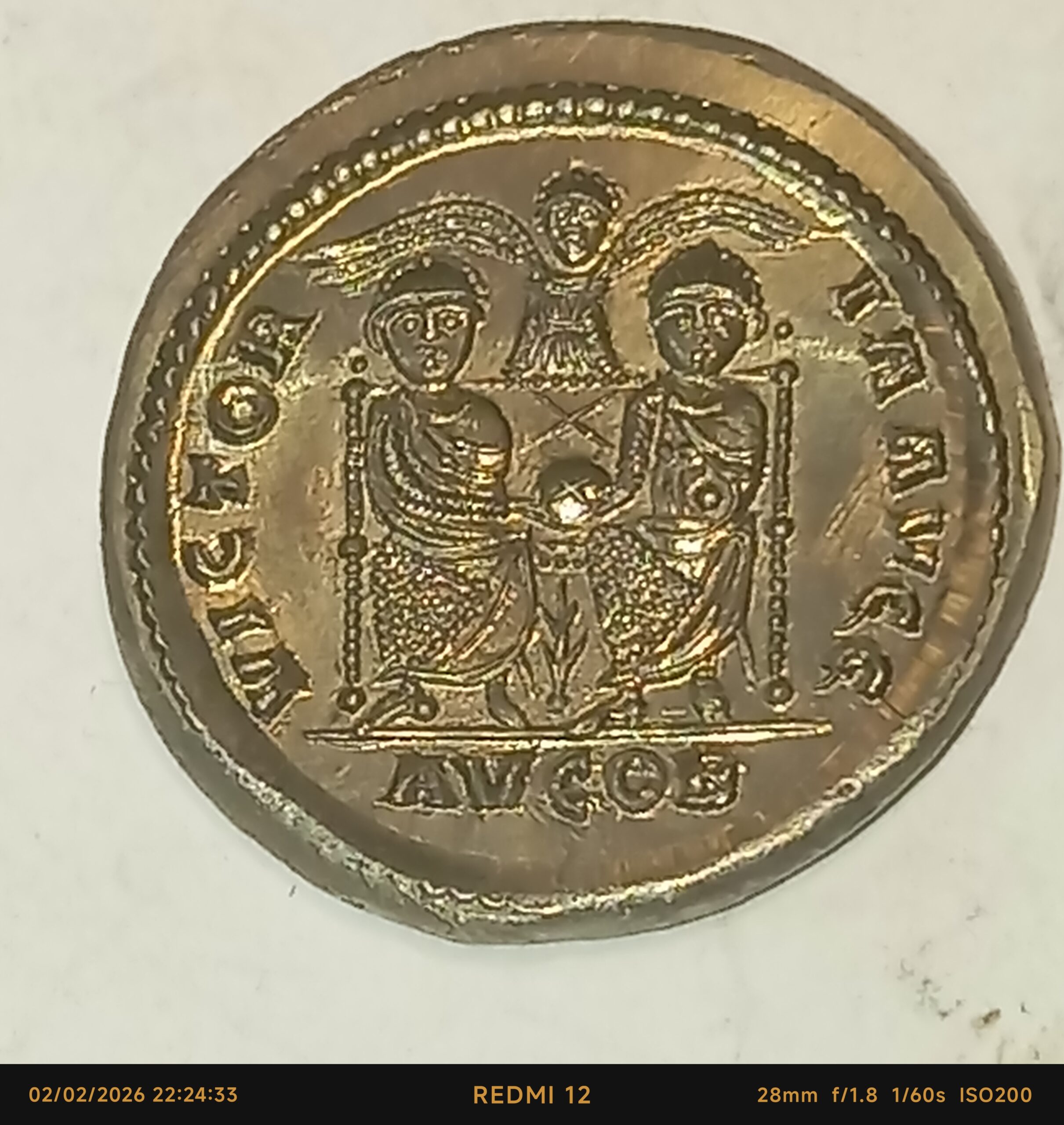 Solidus Magnus Maximus Londinium-Augusta (Londres) Reproduction de Monnaie Rare – Image 15