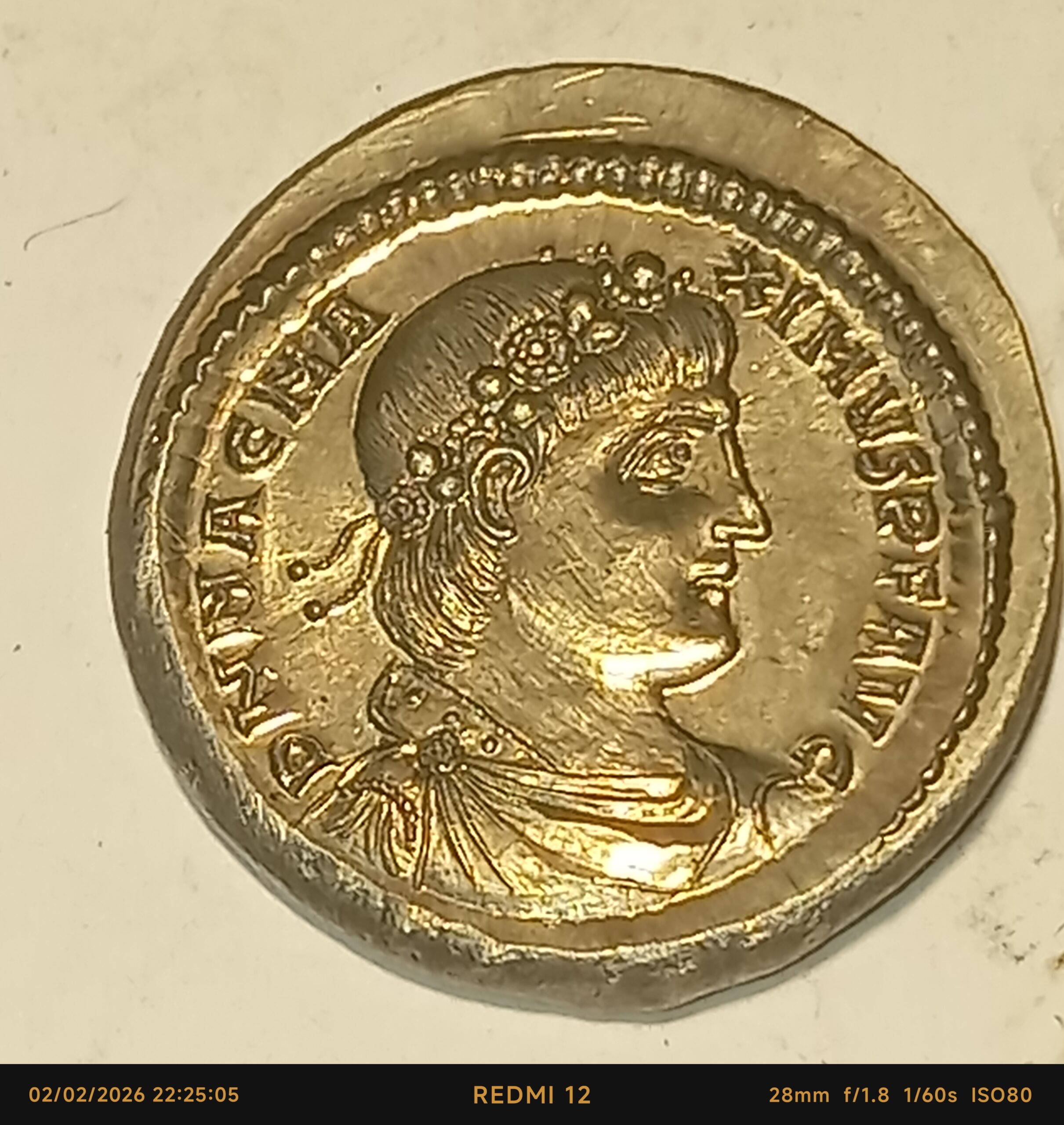 Solidus Magnus Maximus Londinium-Augusta (Londres) Reproduction de Monnaie Rare – Image 16