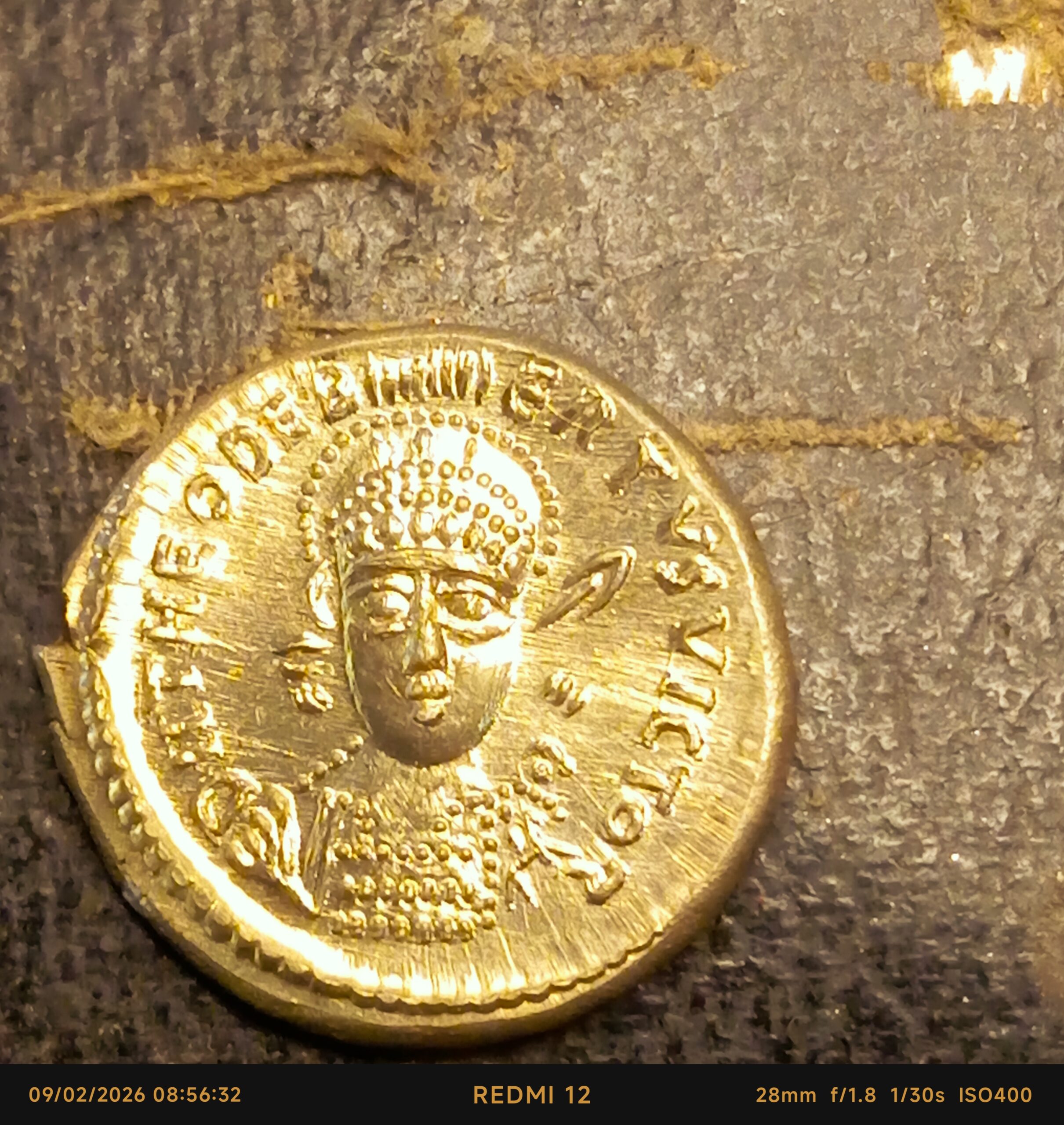 Reproductions de monnaies Théodebert Ier Roi de Metz ou d’Austrasie Solidus ou sou d’or 534-548 – Image 18